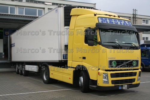 Truck photo volvo 440 - truck, fh